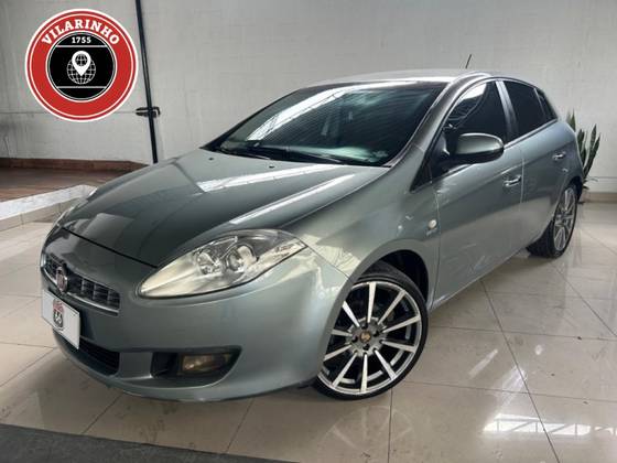 FIAT BRAVO 1.8 ESSENCE 16V FLEX 4P AUTOMATIZADO FIAT BRAVO 1.8 ESSENCE 16V FLEX 4P AUTOMATIZADO